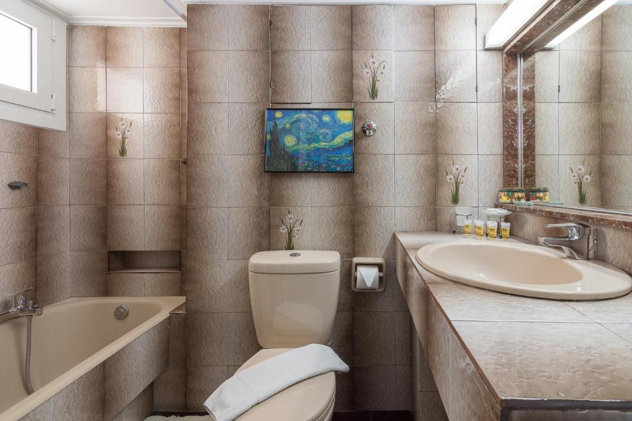 Nice 2Bedroom Apartment In Pagkrati Athens Exterior photo